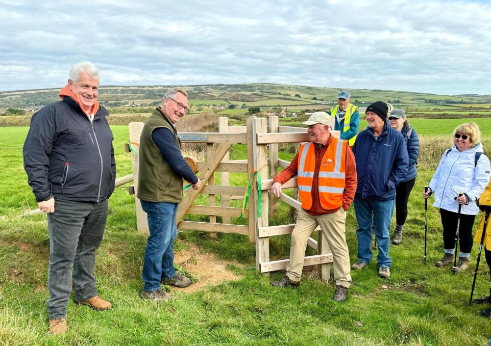 Isle of Wight High Sheriff Graham Biss officially opening the new gate